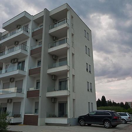 Apartments Jasmina Ulcinj Exterior foto